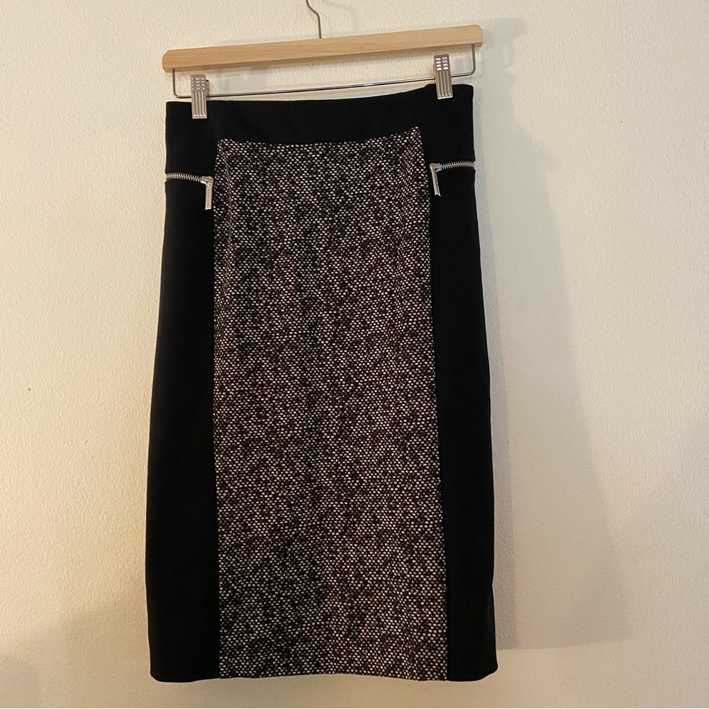 MICHAEL Michael Kors Black/Tweed Skirt - Size 16W.